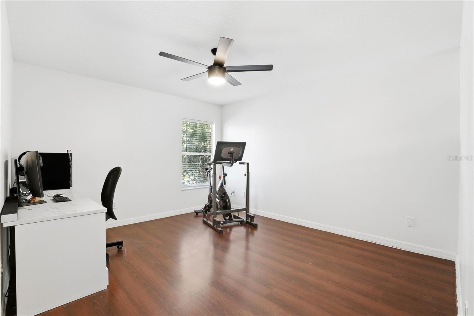 Image 17 of 21 For 8281 Westcott Shore Drive