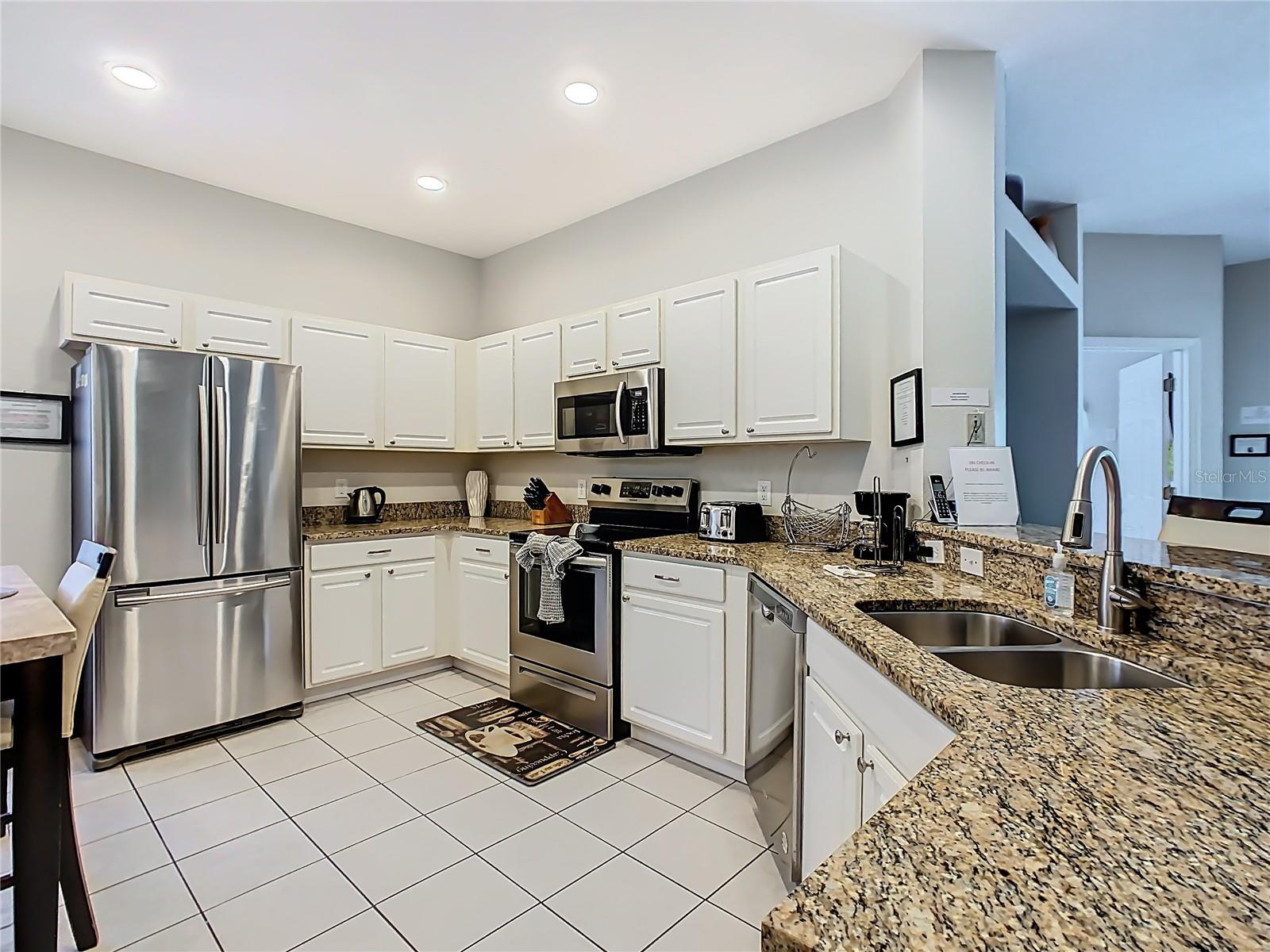 Image 10 of 49 For 16658 Lazy Breeze Loop