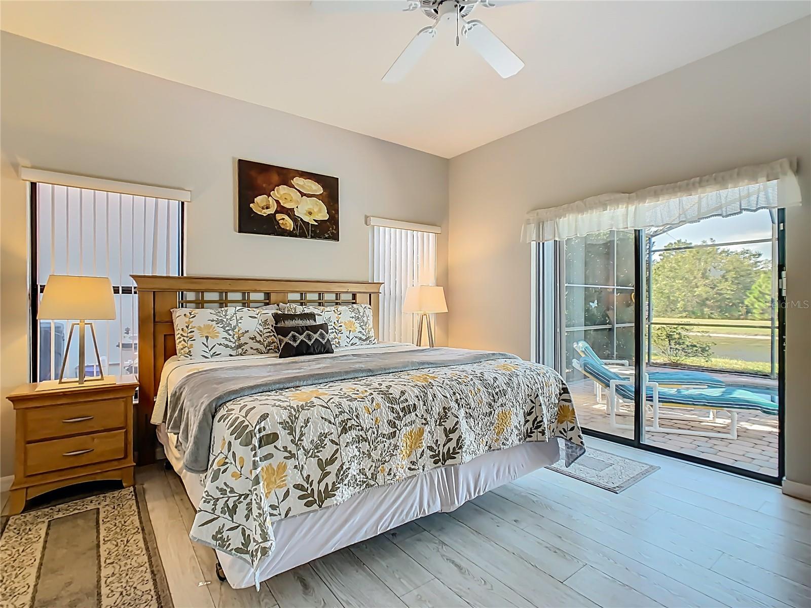 Image 18 of 49 For 16658 Lazy Breeze Loop