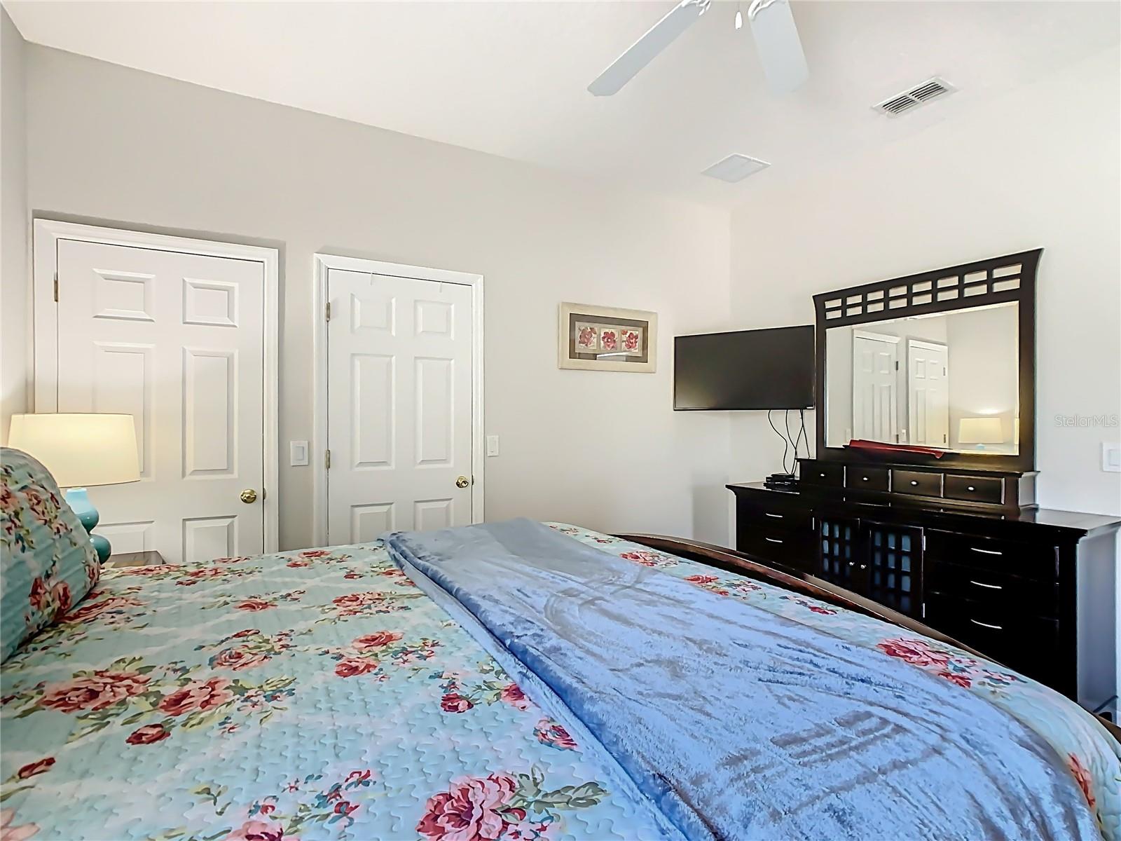 Image 23 of 49 For 16658 Lazy Breeze Loop