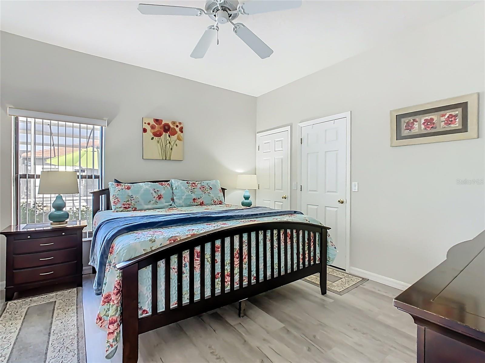 Image 24 of 49 For 16658 Lazy Breeze Loop