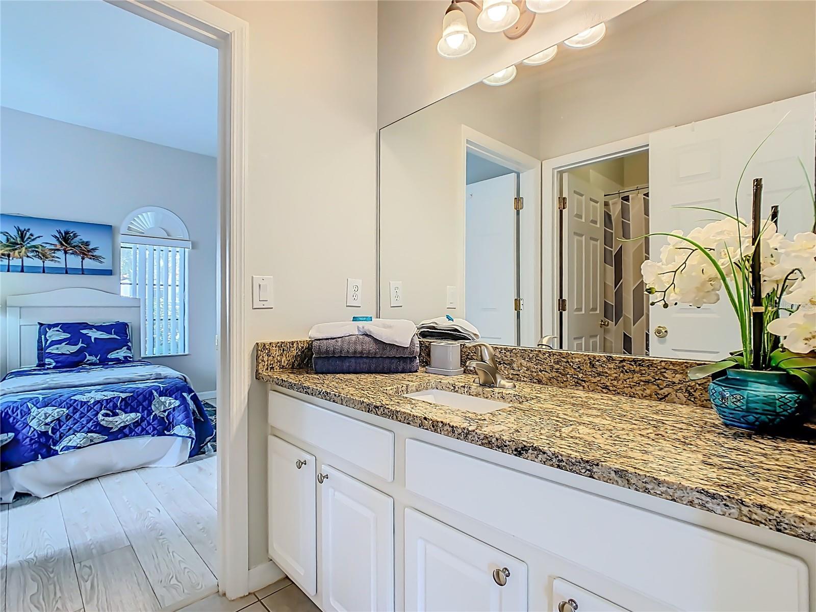 Image 31 of 49 For 16658 Lazy Breeze Loop