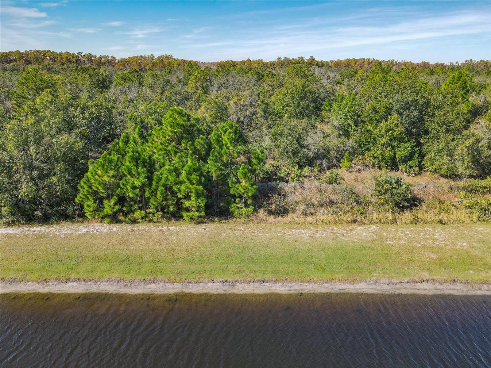 Image 42 of 49 For 16658 Lazy Breeze Loop