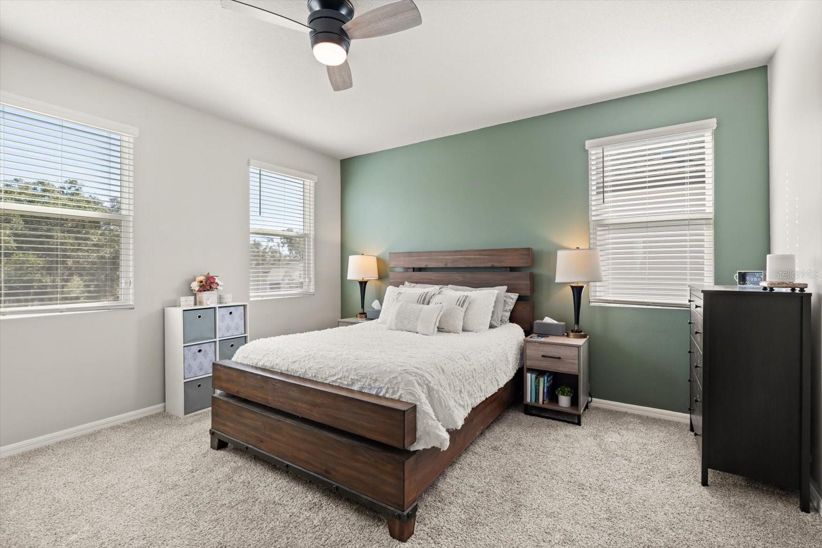 Image 17 of 35 For 140 Zuni Road