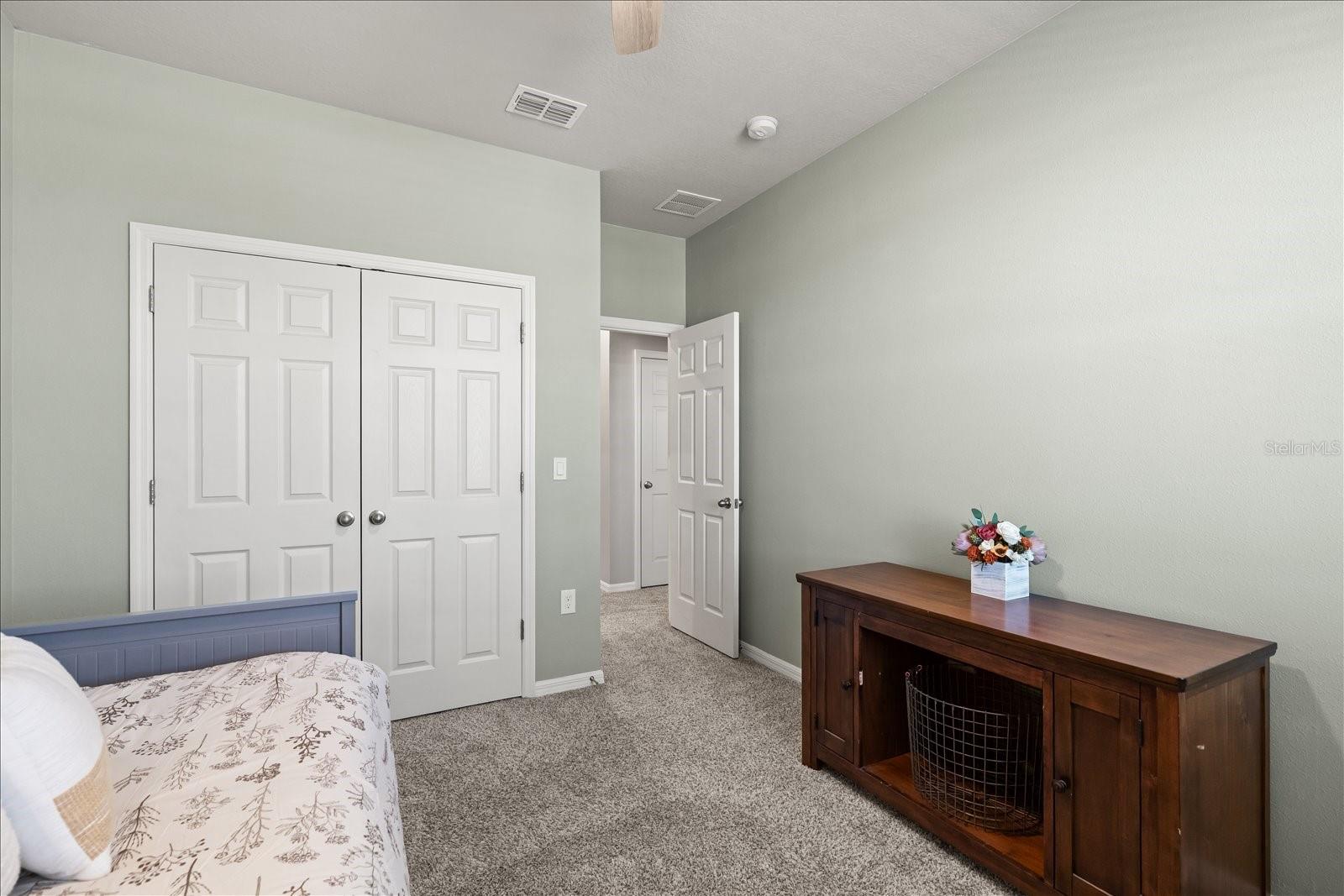 Image 25 of 35 For 140 Zuni Road