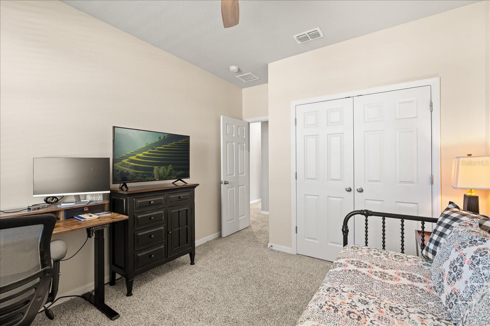 Image 28 of 35 For 140 Zuni Road