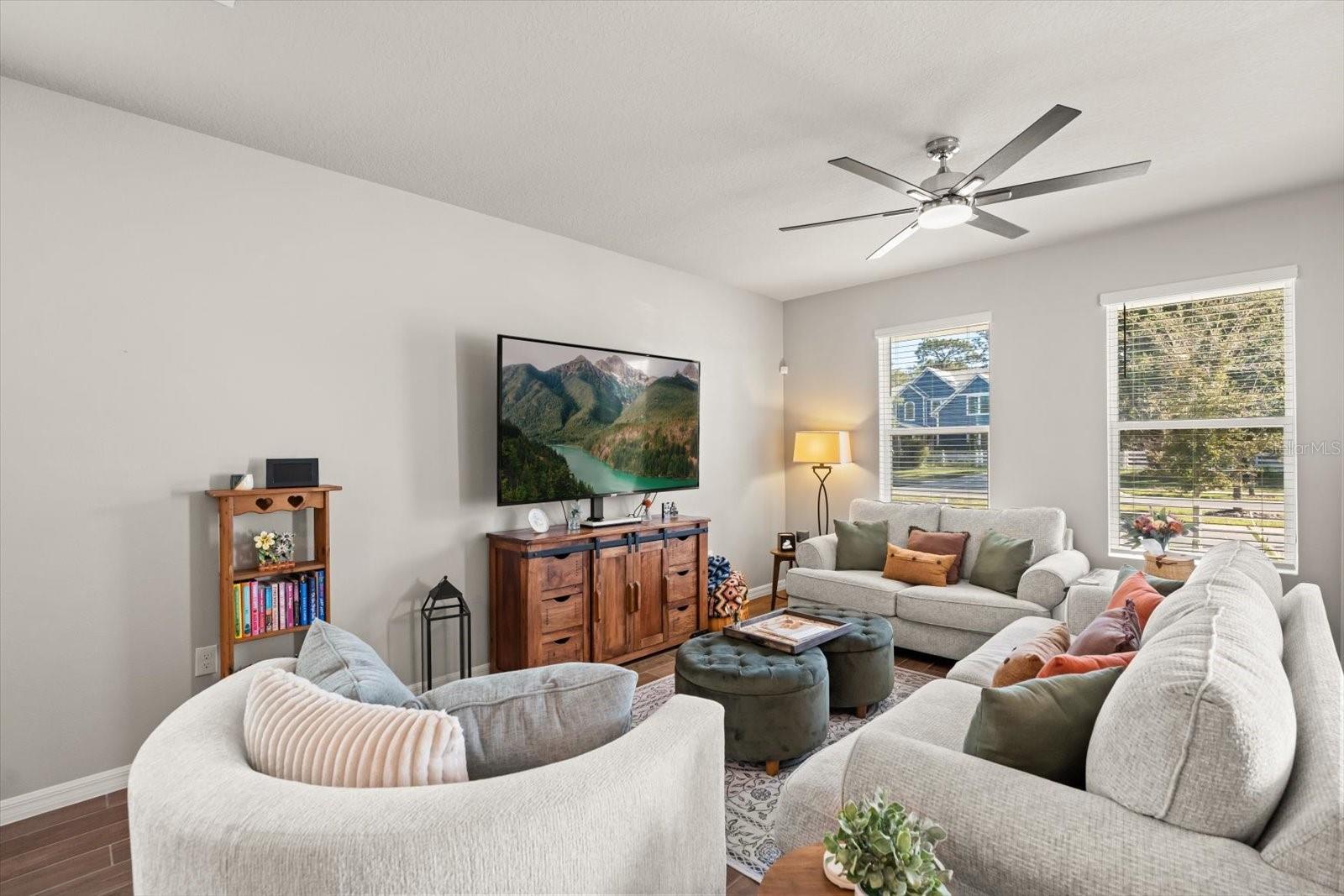 Image 5 of 35 For 140 Zuni Road