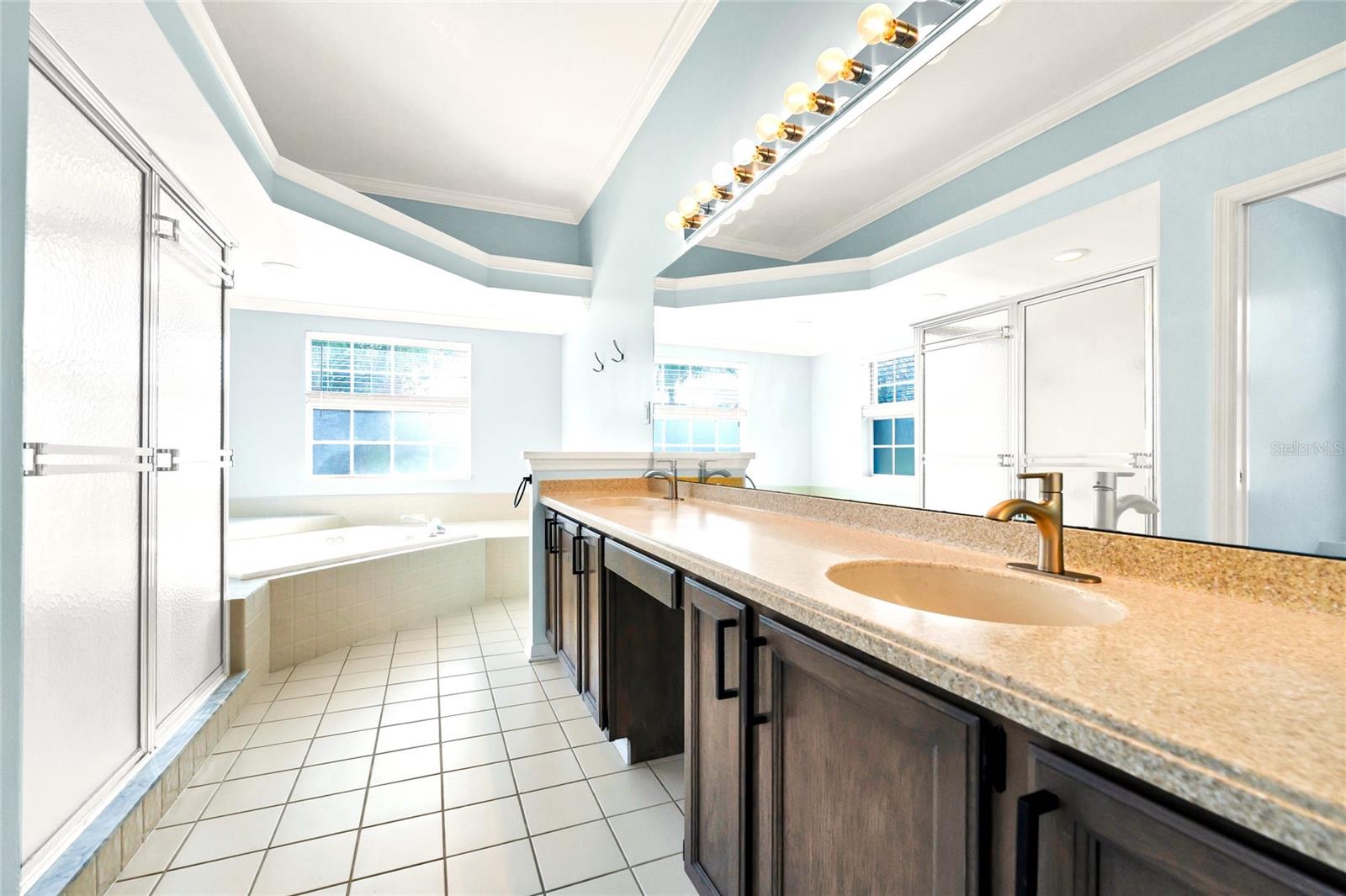 Image 24 of 49 For 3739 Ahoya Lane