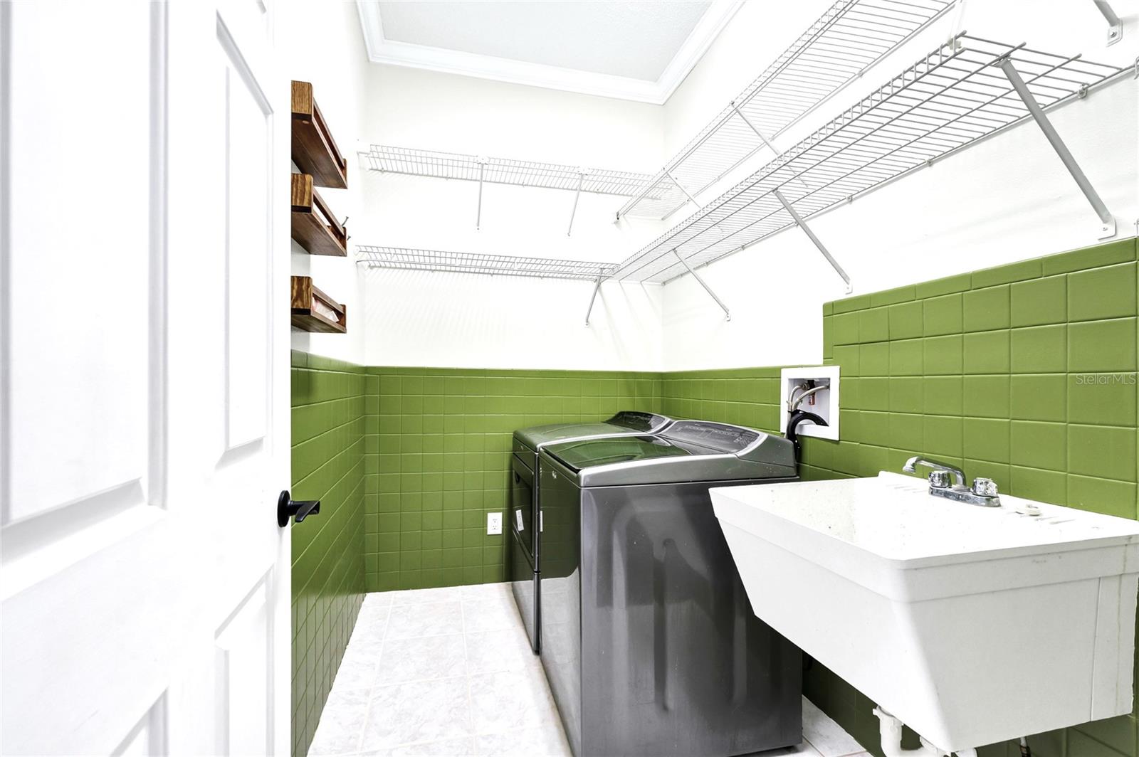 Image 33 of 49 For 3739 Ahoya Lane