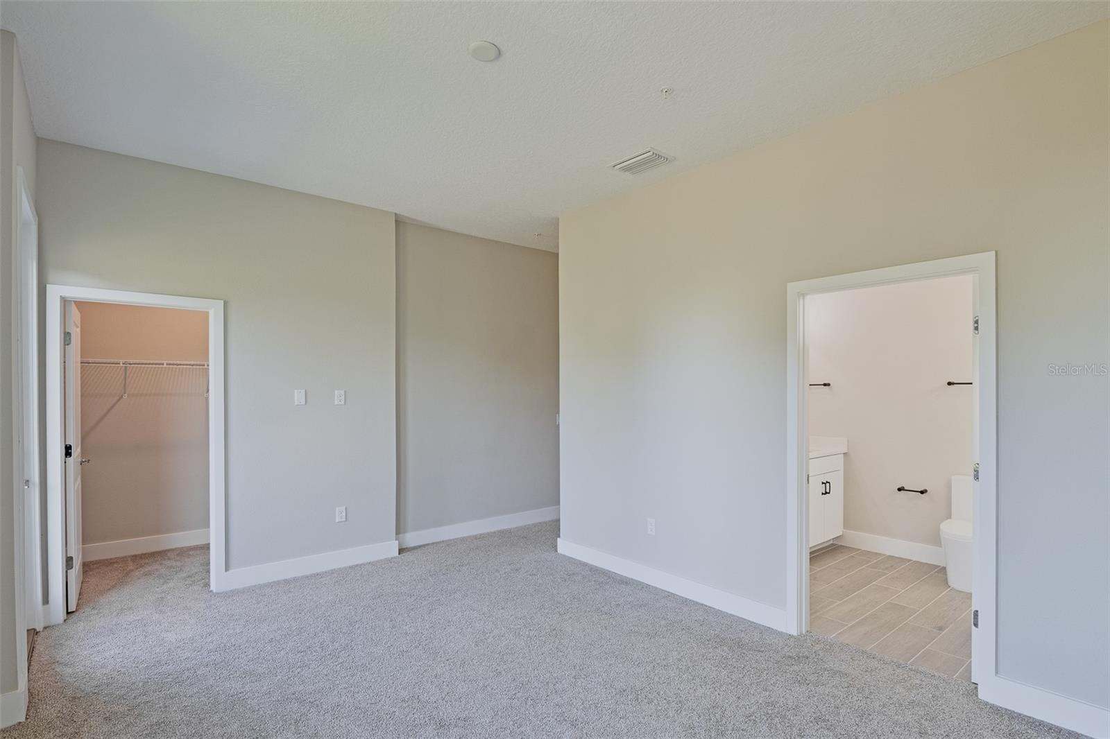 Image 16 of 34 For 1800 Houston Street 1