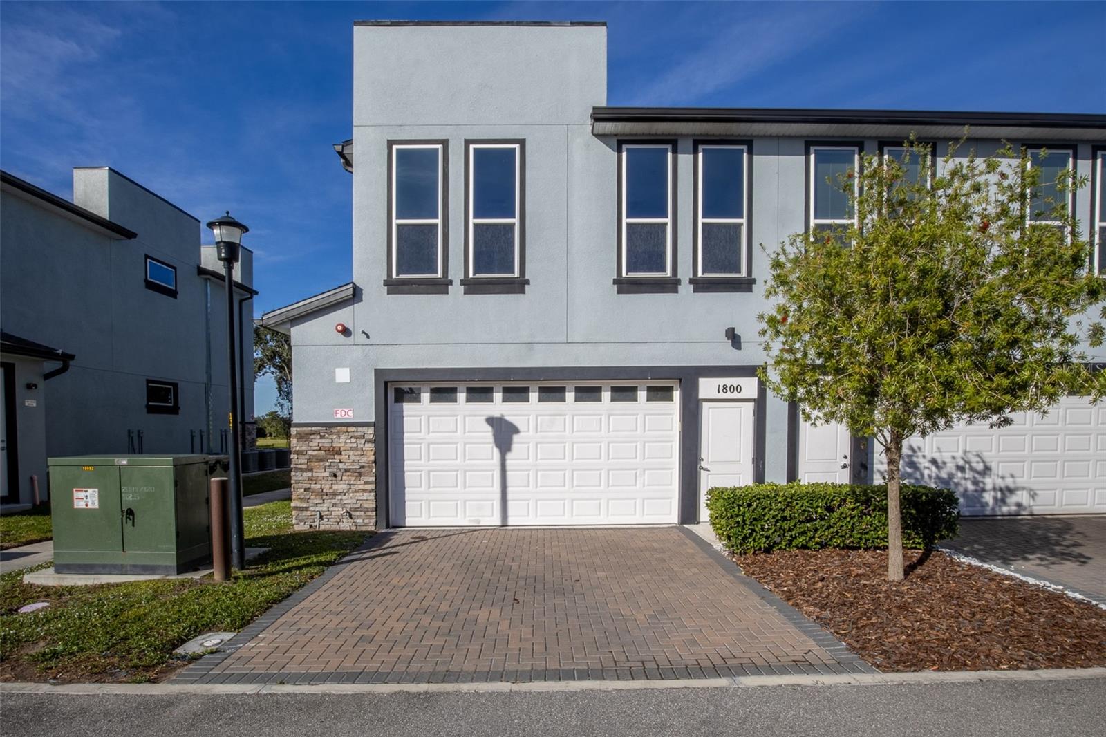 Image 30 of 34 For 1800 Houston Street 1