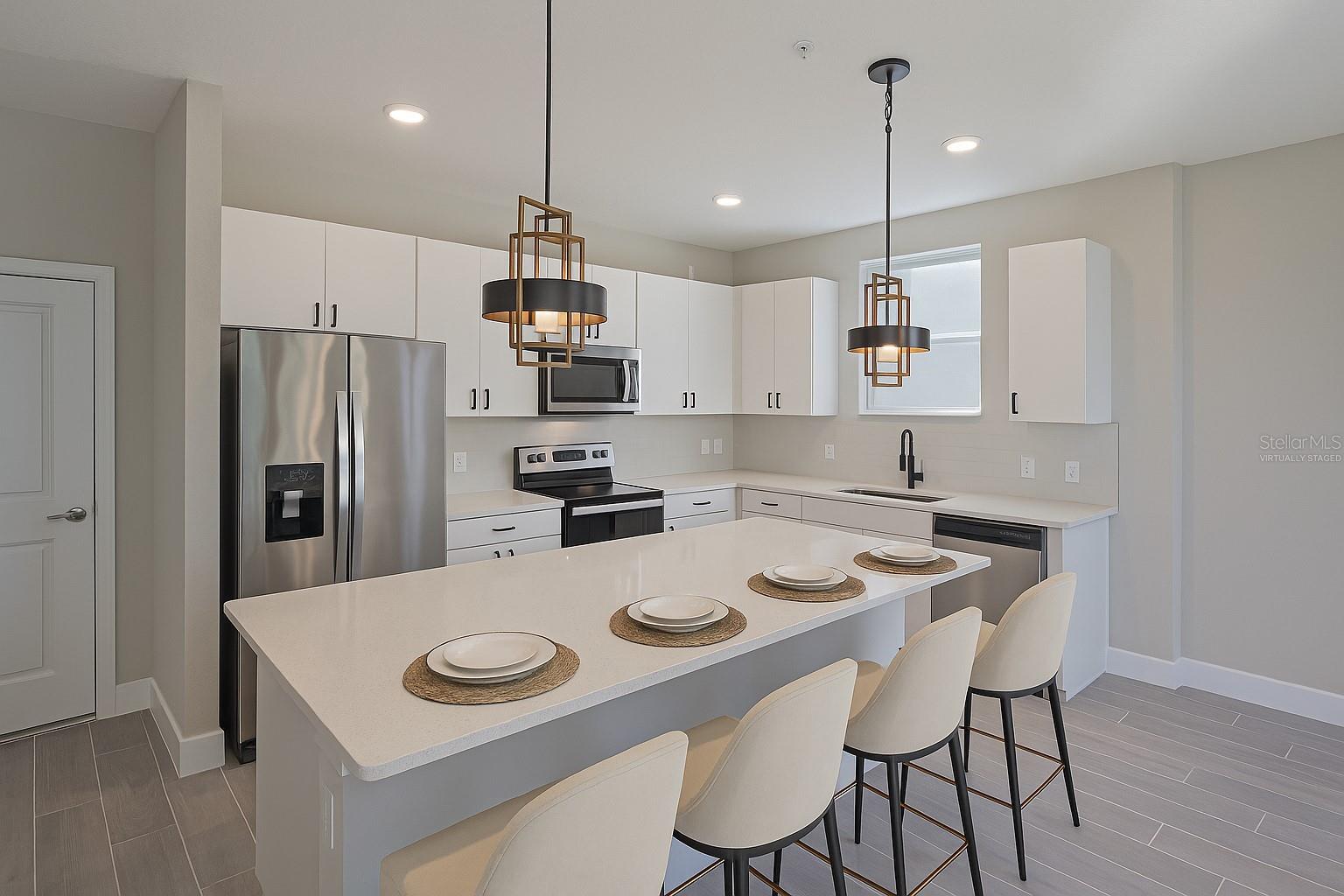 Image 4 of 34 For 1800 Houston Street 1