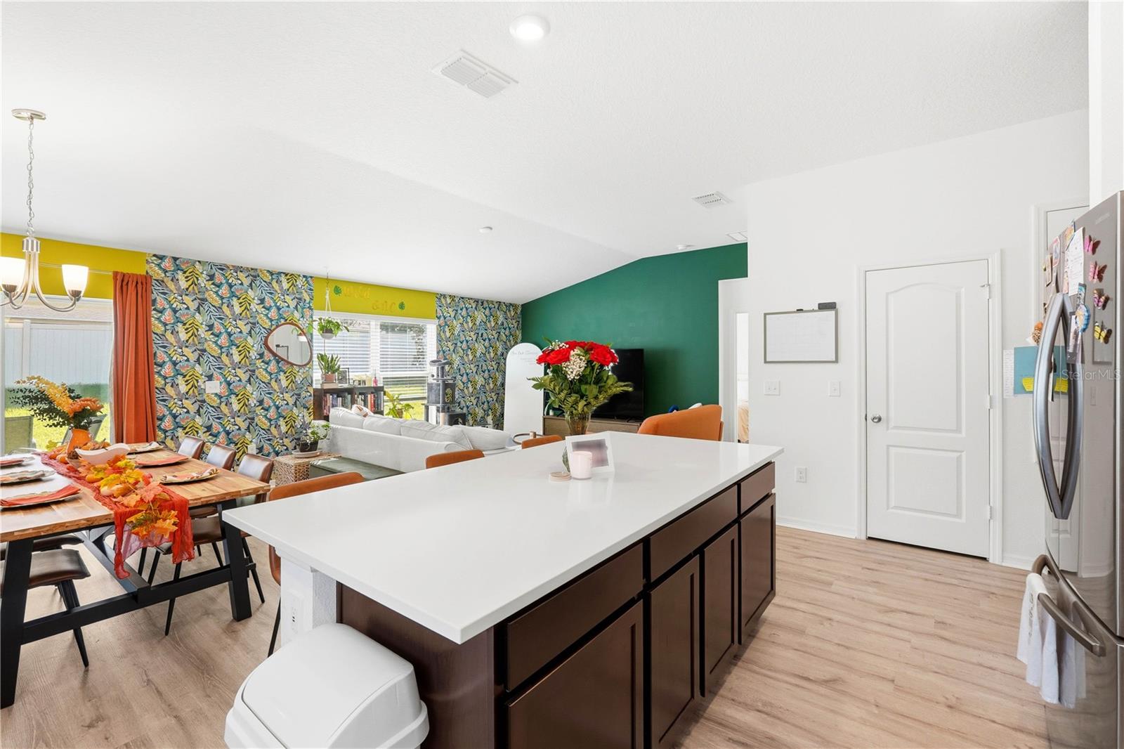 Image 11 of 37 For 1459 Geranium Drive