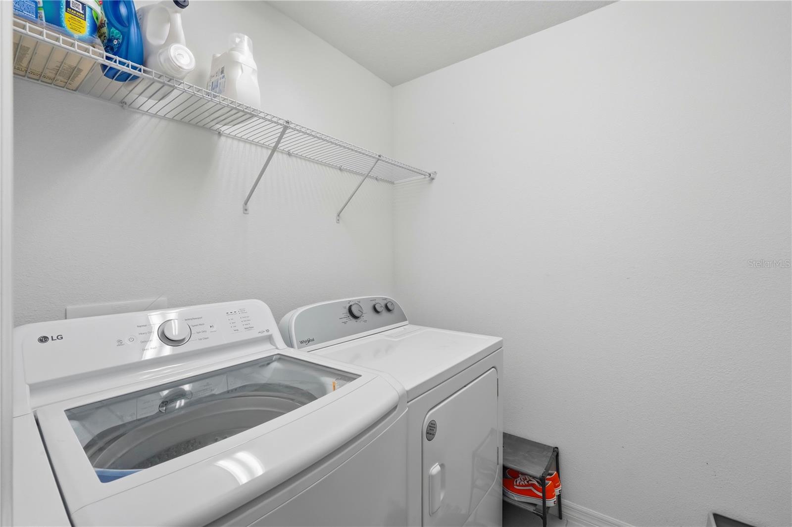 Image 28 of 37 For 1459 Geranium Drive