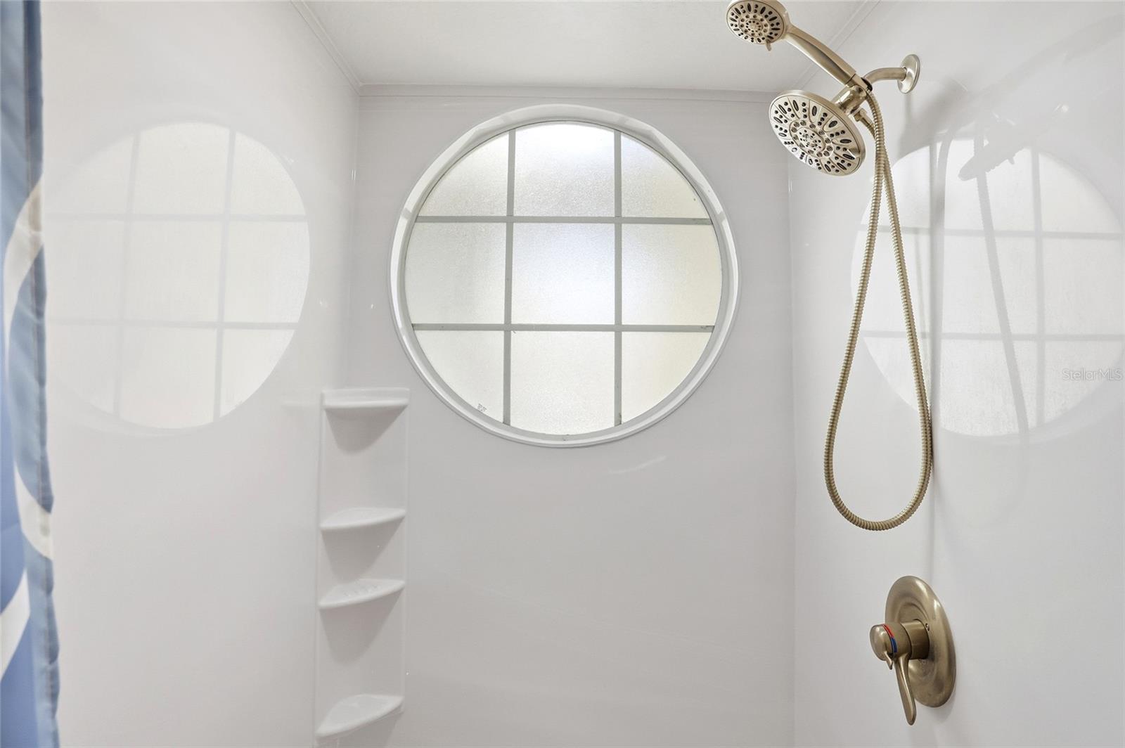 Image 17 of 41 For 2013 Royal Bay Boulevard 147