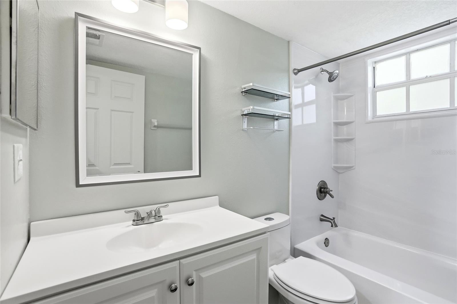 Image 24 of 41 For 2013 Royal Bay Boulevard 147