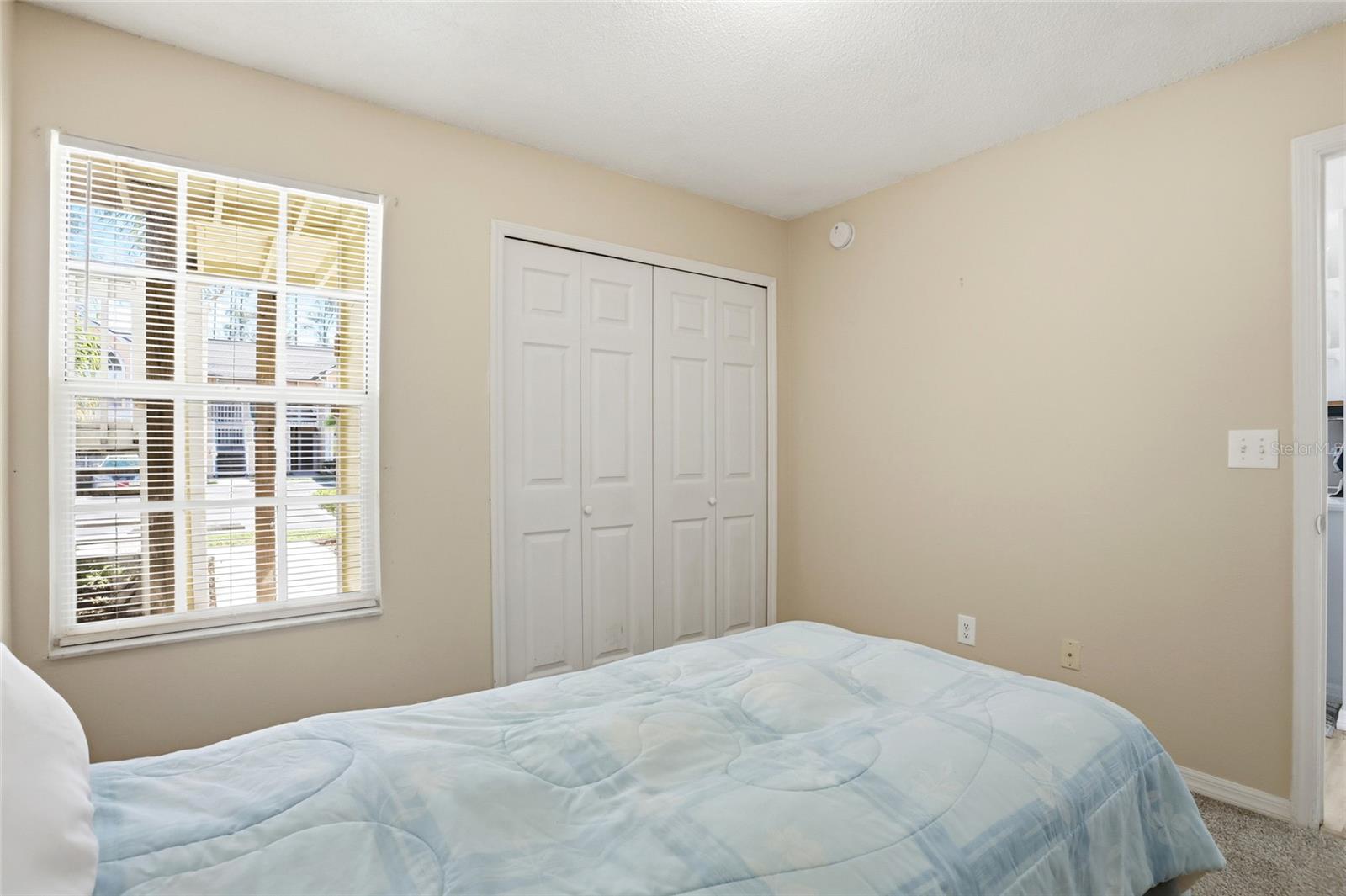 Image 28 of 41 For 2013 Royal Bay Boulevard 147