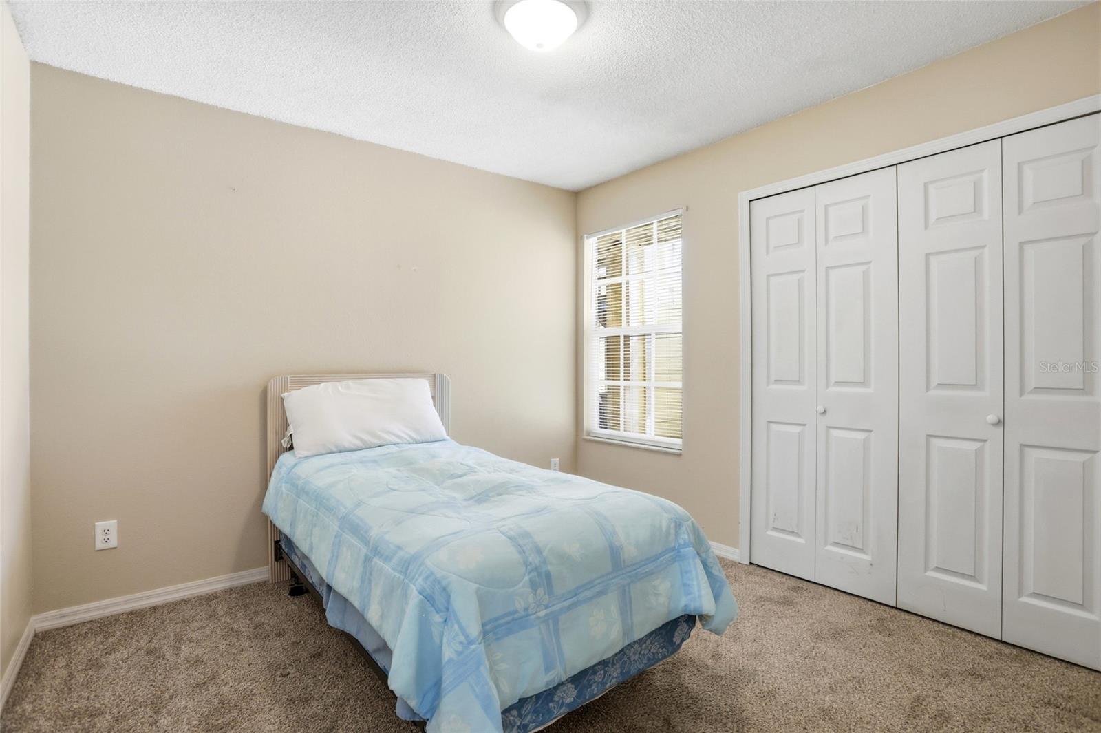 Image 29 of 41 For 2013 Royal Bay Boulevard 147