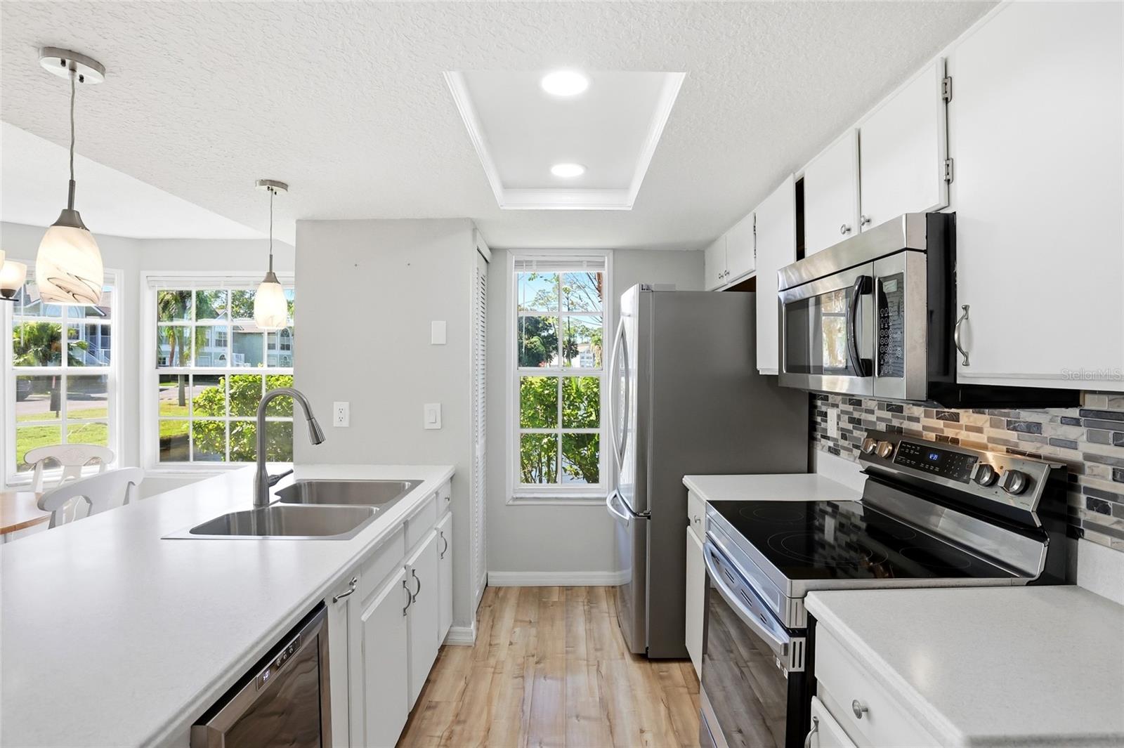 Image 8 of 41 For 2013 Royal Bay Boulevard 147