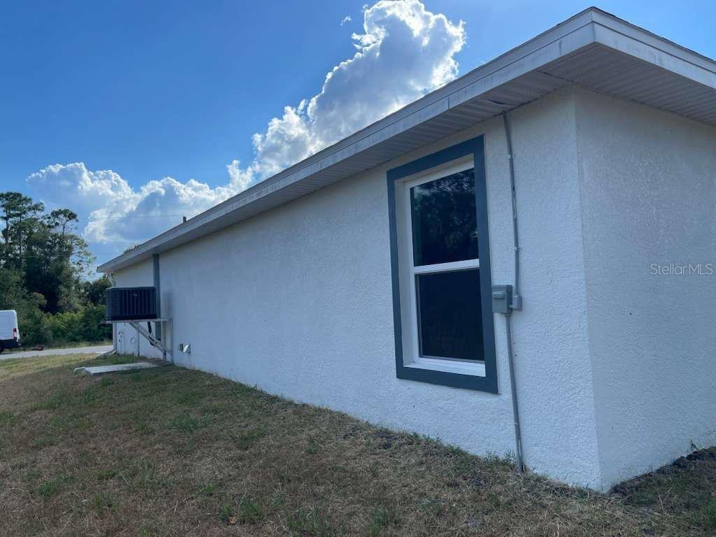 Image 12 of 16 For 17512 Poston Avenue