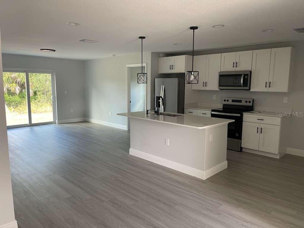 Image 4 of 16 For 17512 Poston Avenue