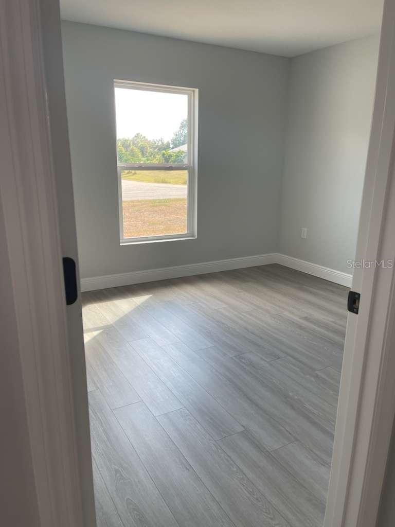 Image 6 of 16 For 17512 Poston Avenue