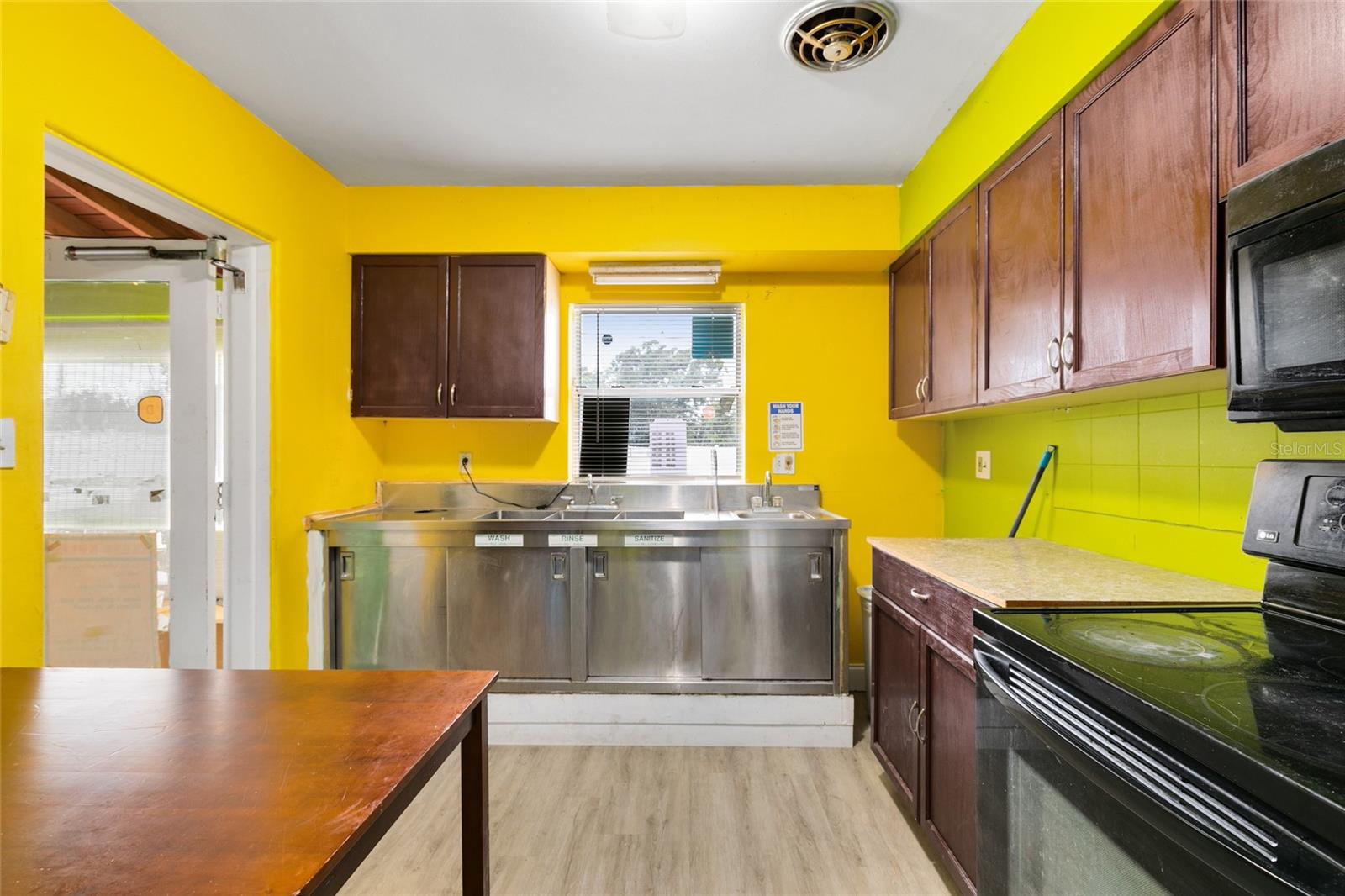 Image 19 of 26 For 4607 Pine Hills Road