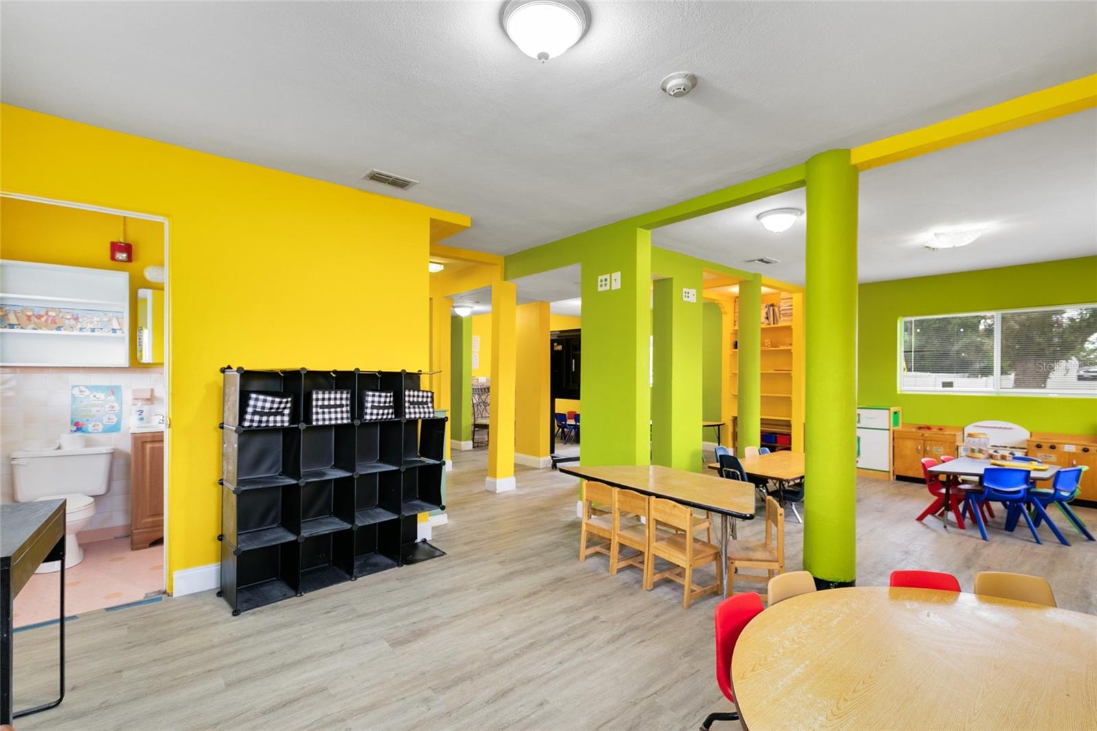 Image 9 of 26 For 4607 Pine Hills Road