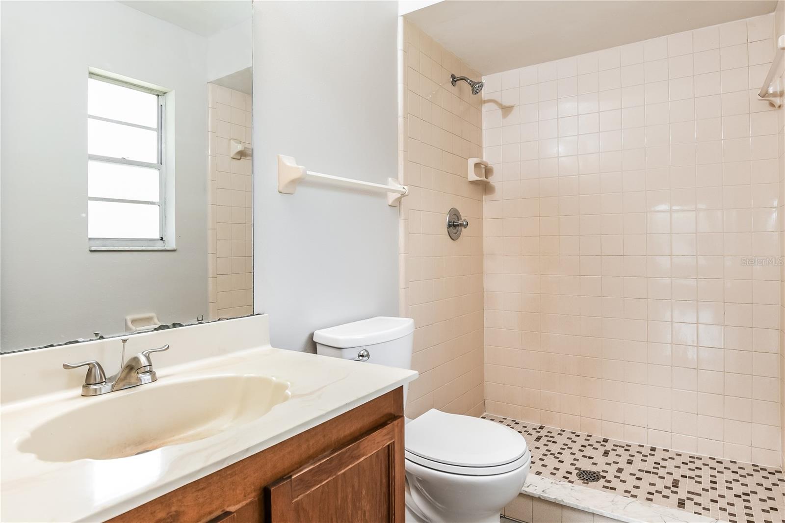 Image 11 of 15 For 4609 Wellesly Drive