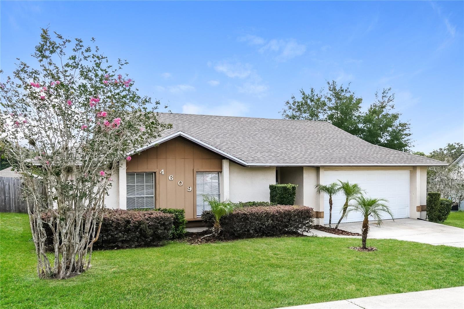 Image 2 of 15 For 4609 Wellesly Drive