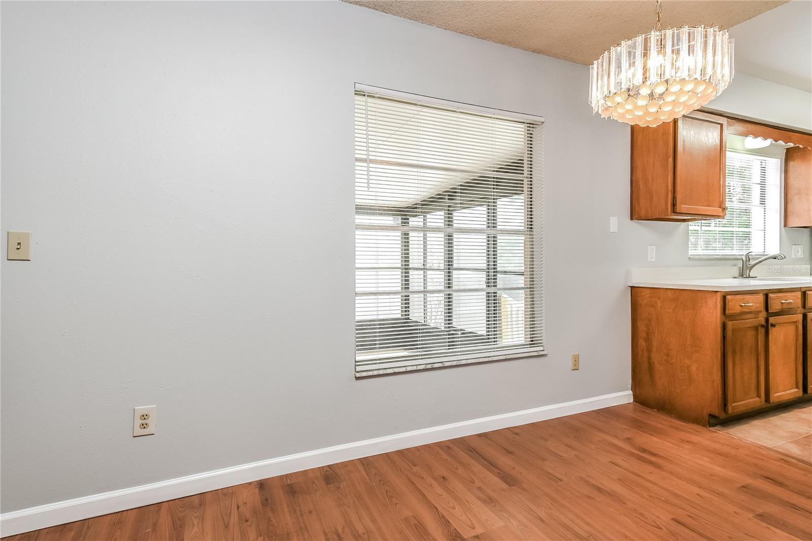 Image 6 of 15 For 4609 Wellesly Drive