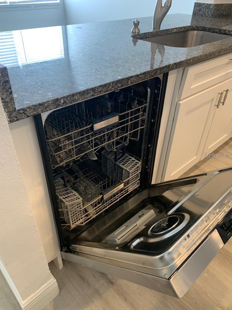 Image 6 of 40 For 2530 Citrus Club Lane 202