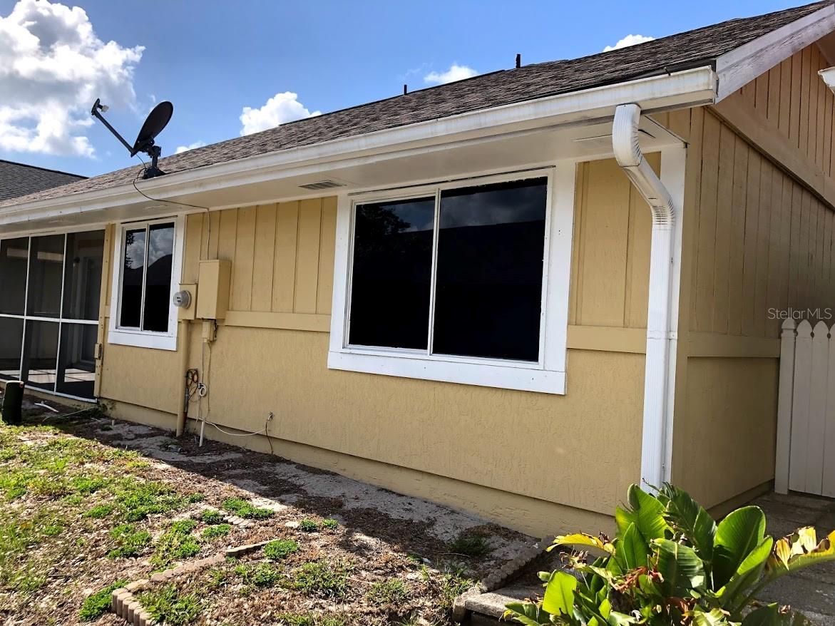 Image 6 of 6 For 732 Willow Drive