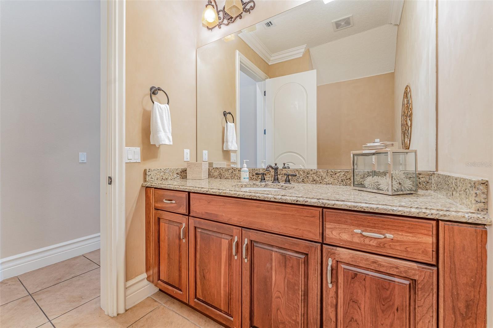 Image 22 of 65 For 364 Muirfield Loop