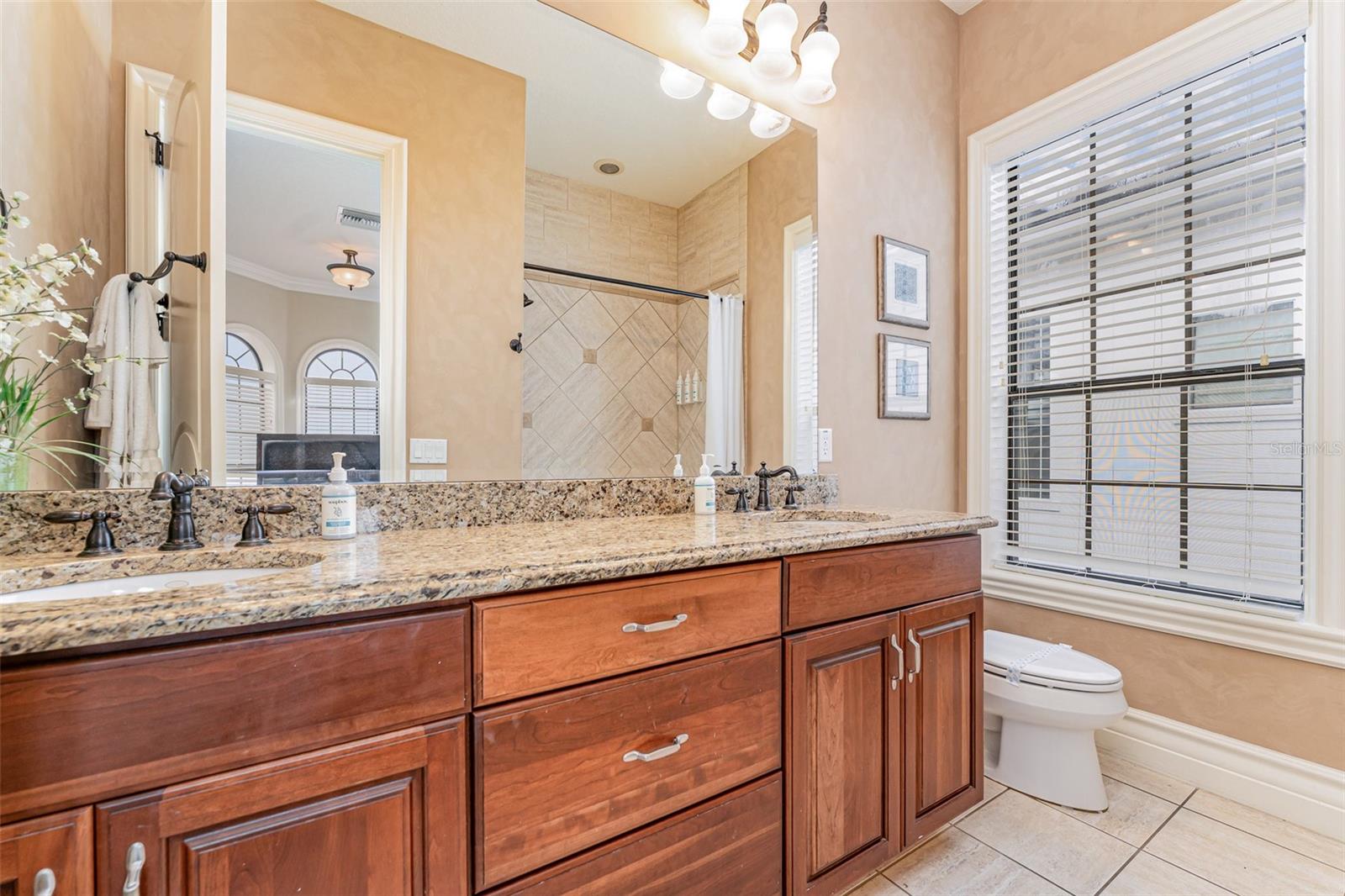 Image 37 of 65 For 364 Muirfield Loop