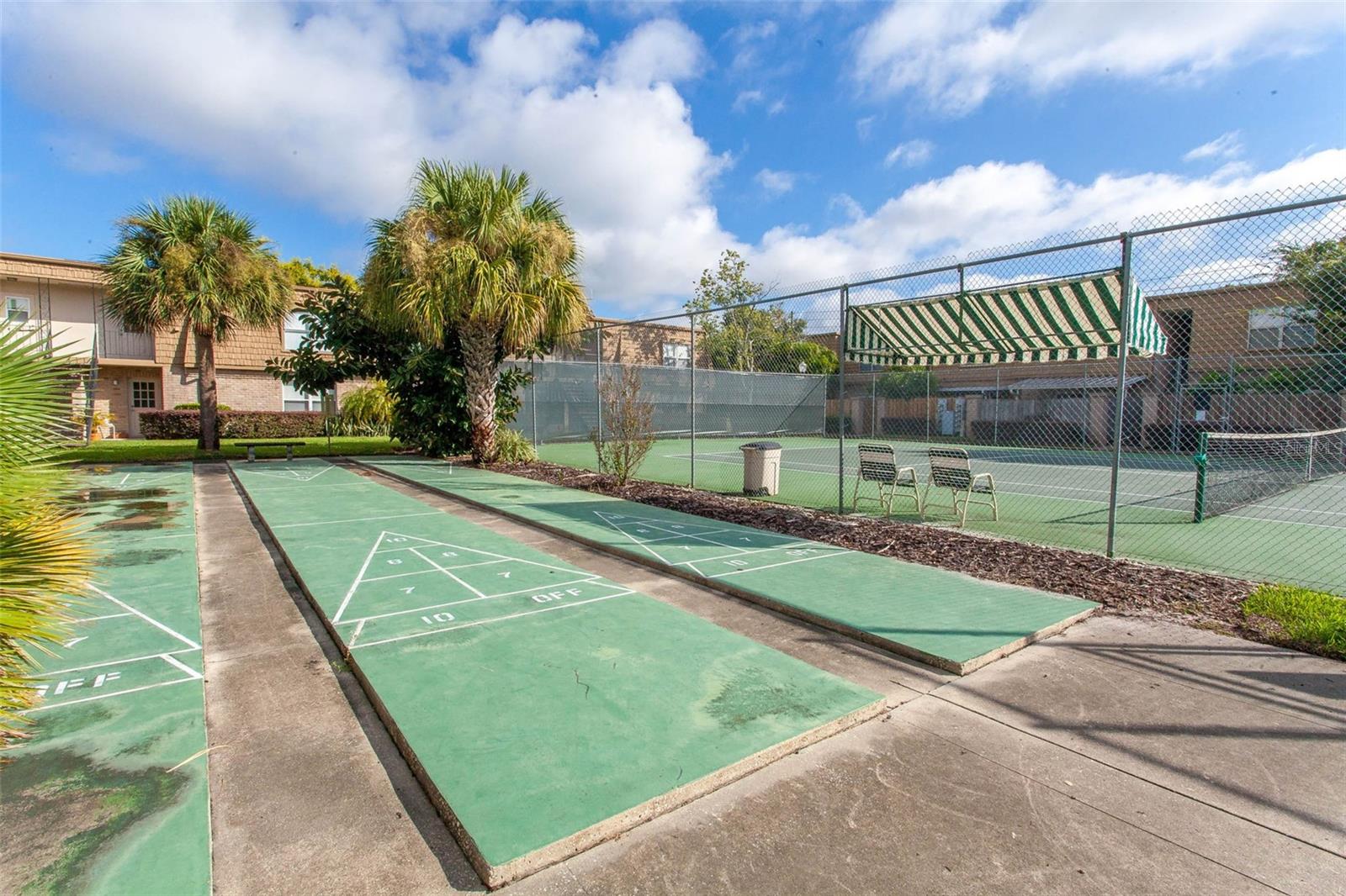 Image 21 of 24 For 200 Saint Andrews Boulevard 1905