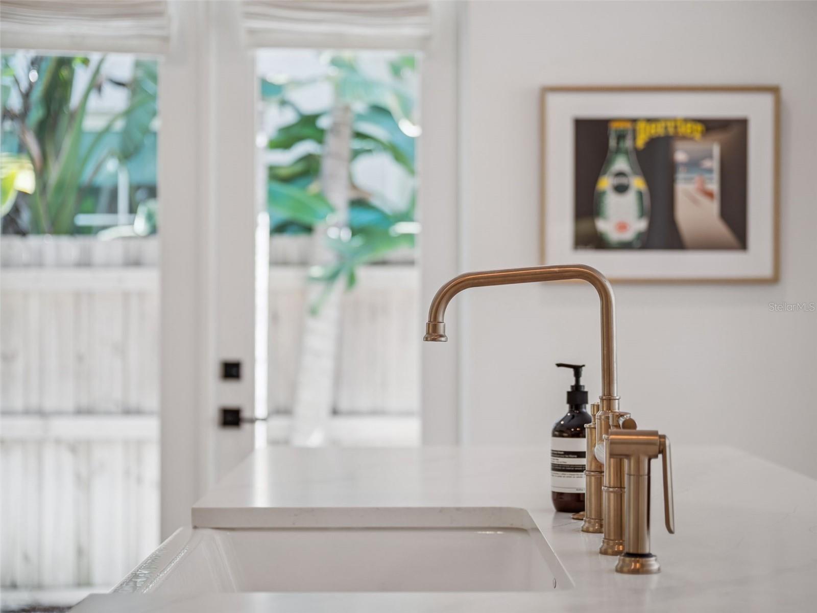 Image 11 of 58 For 1630 Chestnut Avenue