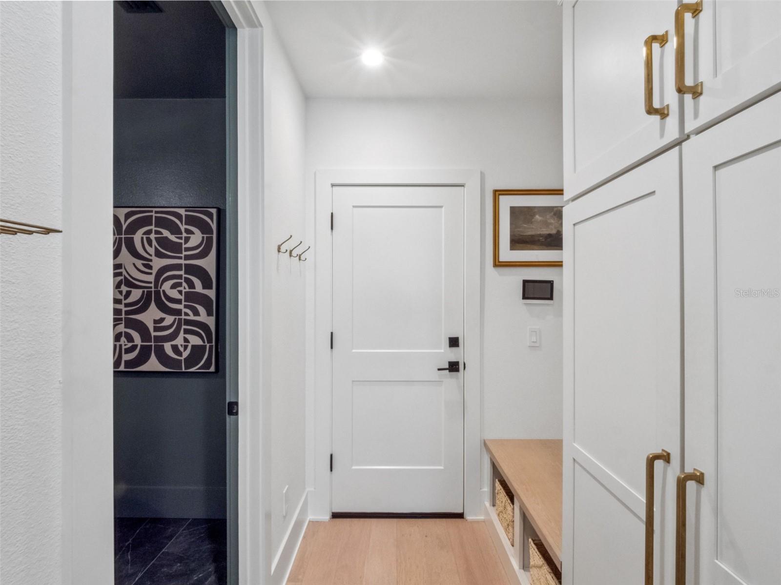 Image 12 of 58 For 1630 Chestnut Avenue