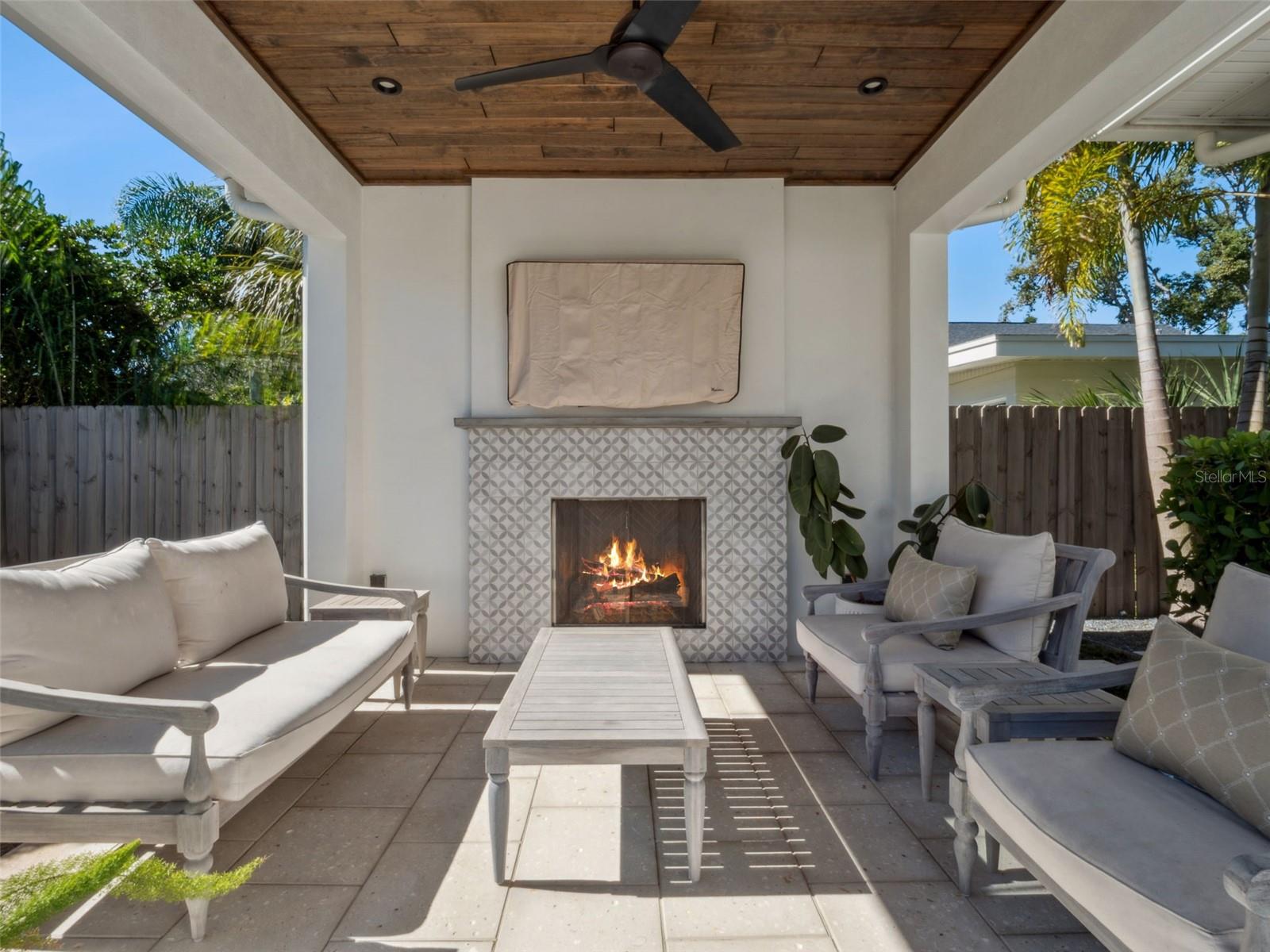 Image 29 of 58 For 1630 Chestnut Avenue