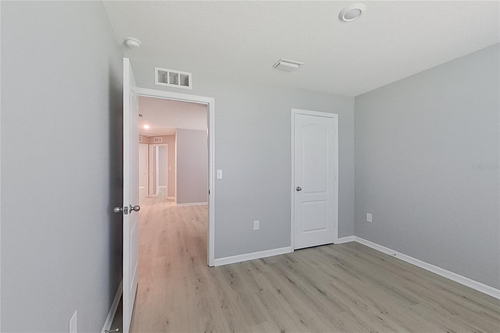 Image 16 of 23 For 8502 Indian Laurel Lane