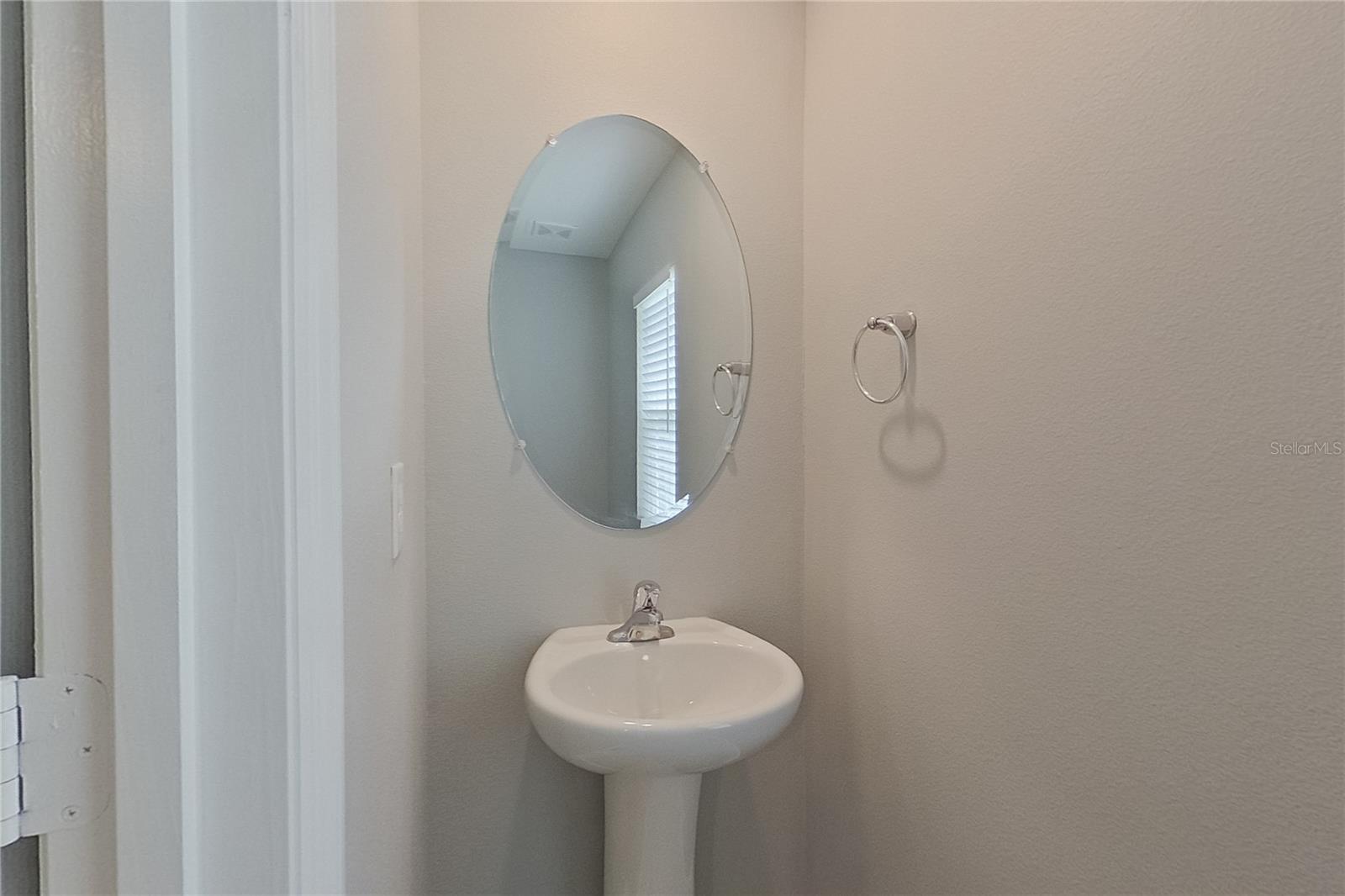 Image 3 of 23 For 8502 Indian Laurel Lane