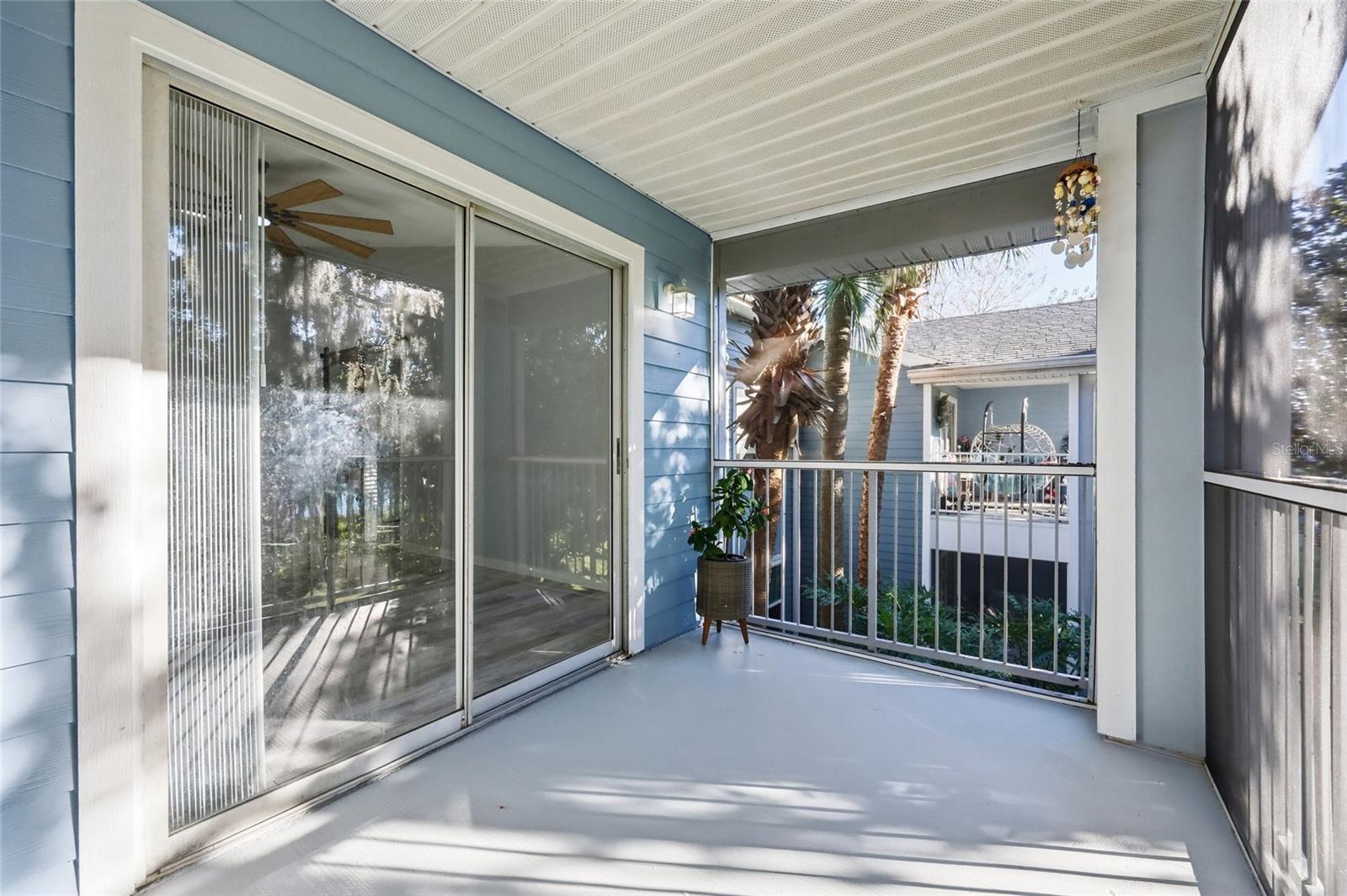 Image 20 of 37 For 2532 Grassy Point Drive 206