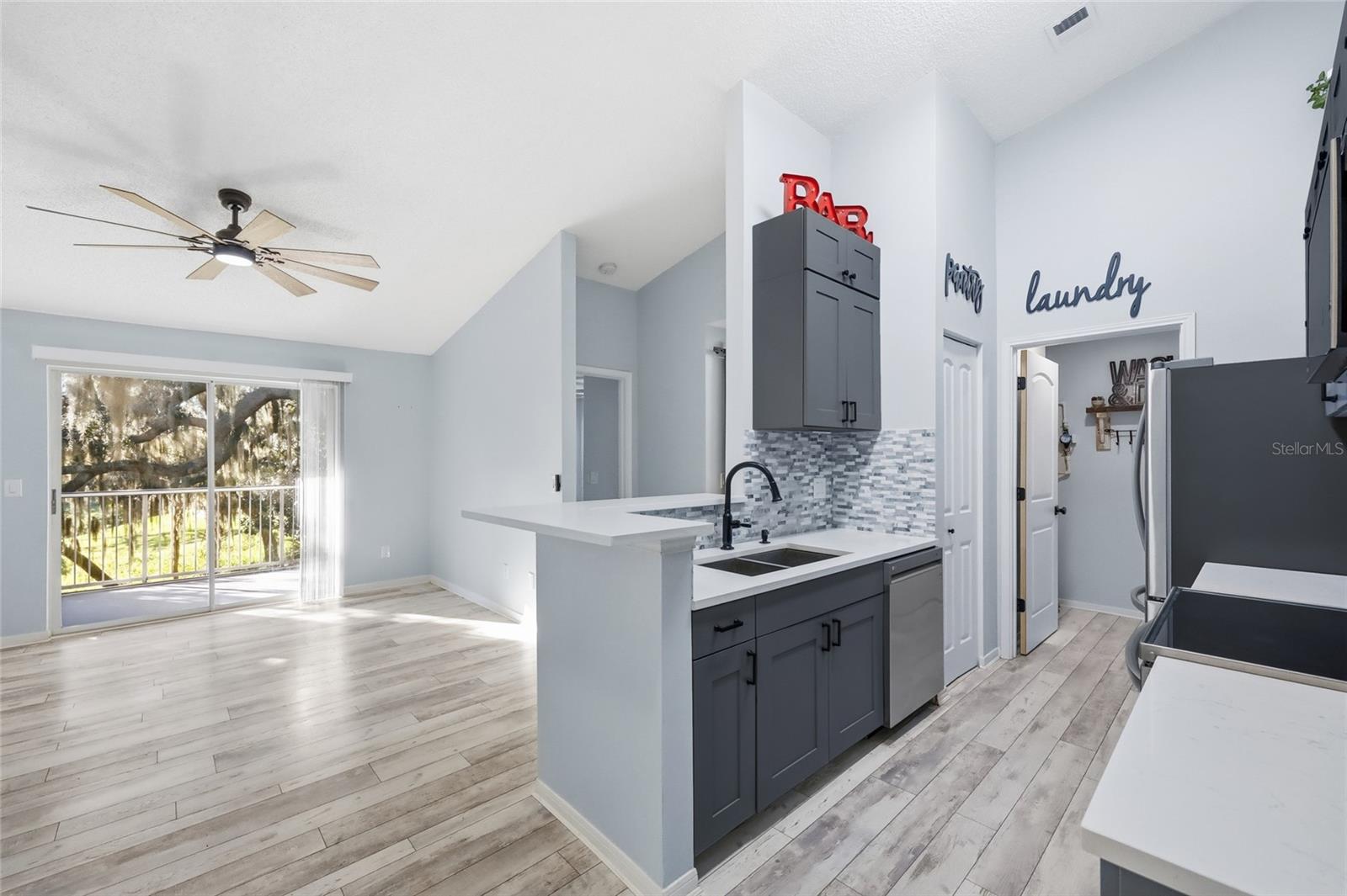 Image 9 of 37 For 2532 Grassy Point Drive 206