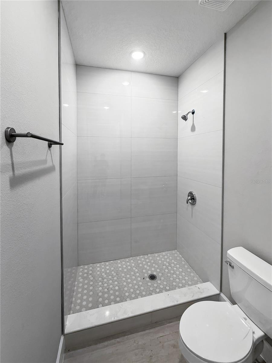 Image 9 of 14 For 1760 Roseberry Lane