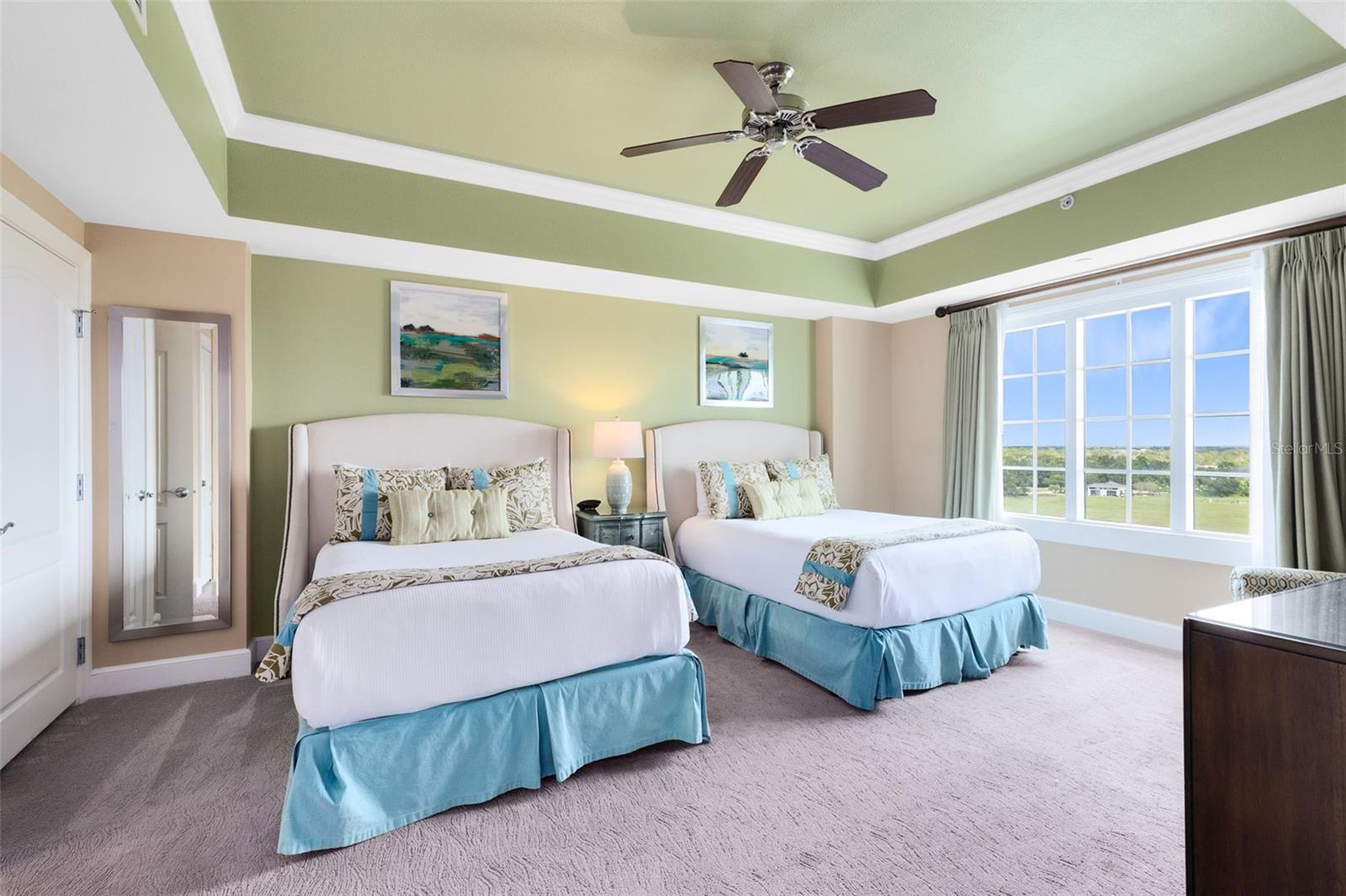 Image 19 of 38 For 7593 Gathering Drive 501