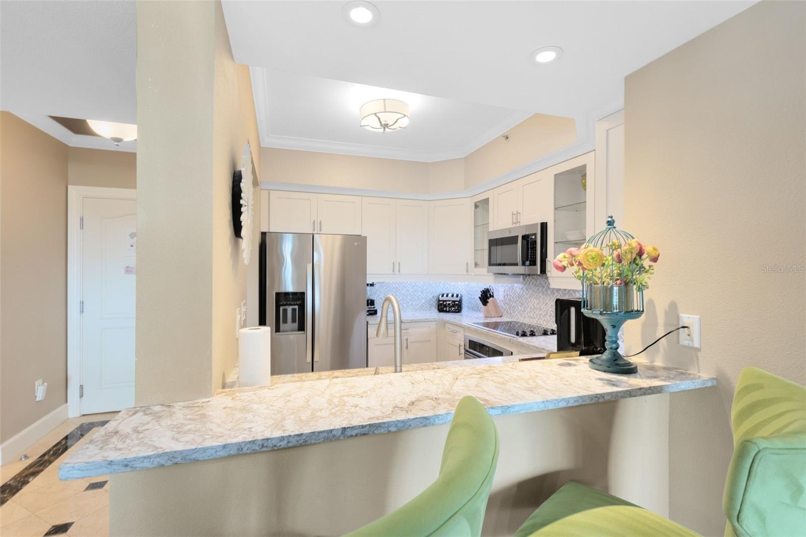 Image 6 of 38 For 7593 Gathering Drive 501