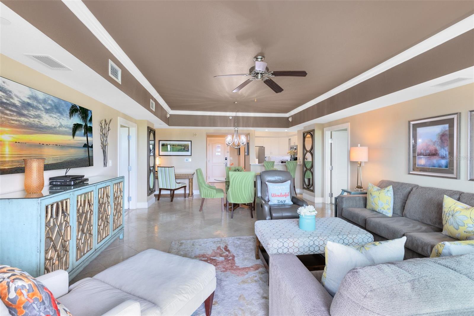 Image 8 of 38 For 7593 Gathering Drive 501