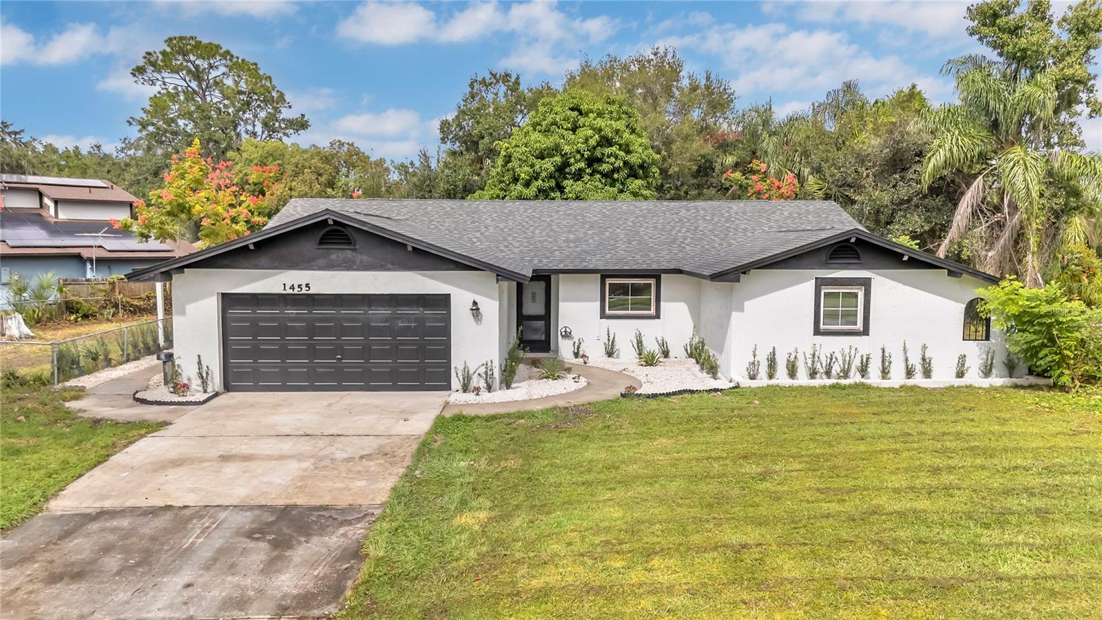 Image 2 of 46 For 1455 Heather Way