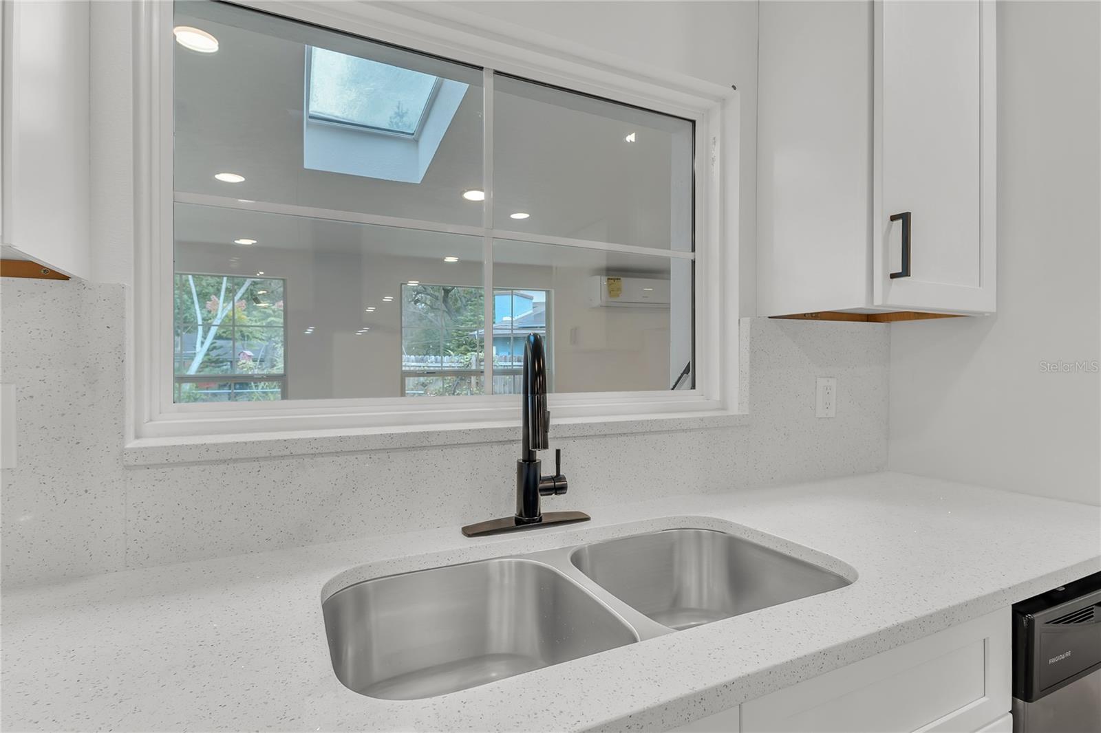 Image 27 of 46 For 1455 Heather Way