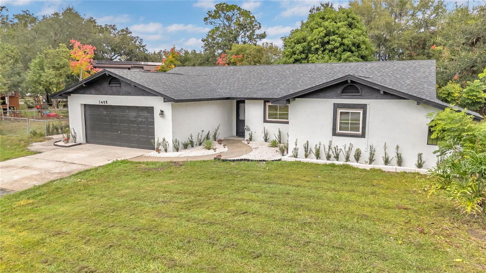 Image 4 of 46 For 1455 Heather Way